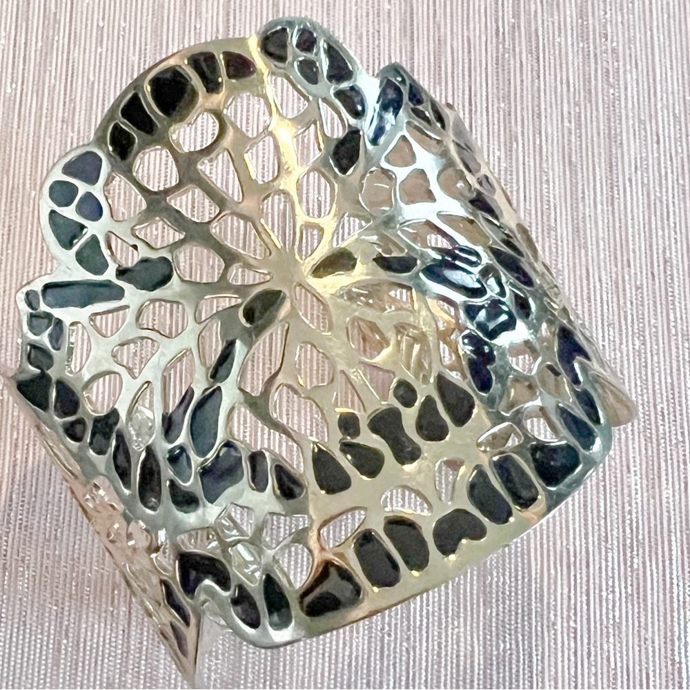 Black & Good Cuff Bracelet